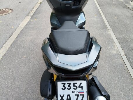 2025 Honda PCX 160, серый, 390000 рублей, вид 5