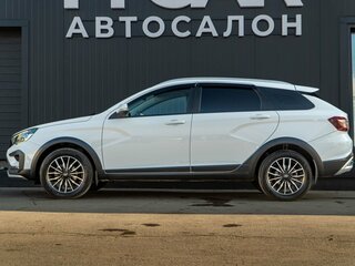 2023 Lada (ВАЗ) Vesta SW Cross I Рестайлинг (NG), белый, 1360000 рублей, вид 5