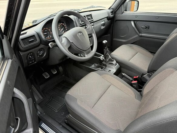 2026 Lada (ВАЗ) Niva Legend I Рестайлинг, чёрный, 1395000 рублей - вид 8