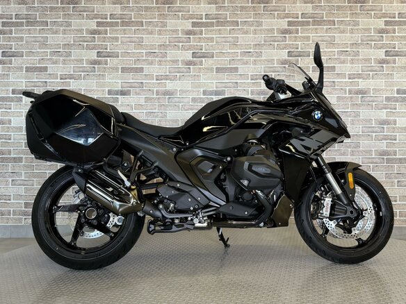 2025 BMW R 1300 RS, чёрный