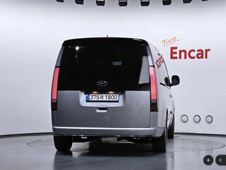 2023 Hyundai Staria I, серебристый, 5400000 рублей, вид 4
