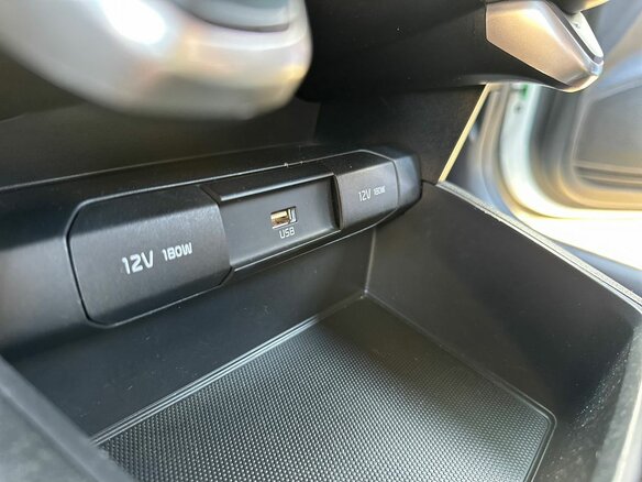 2020 Kia Rio IV Рестайлинг, белый - вид 15