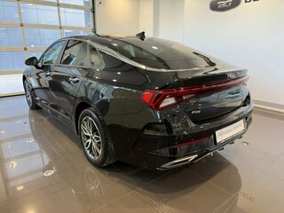 2021 Kia K5 III, чёрный, 2160000 рублей, вид 2