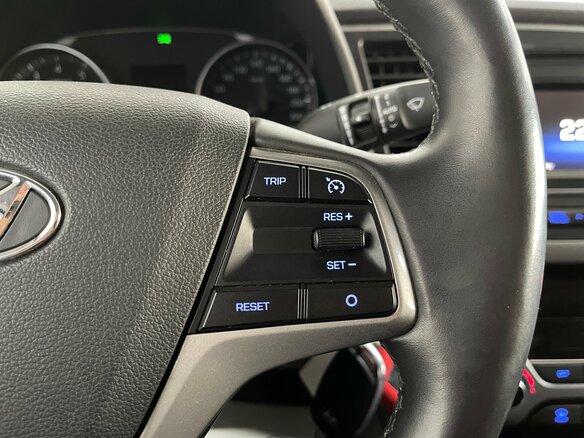 2017 Hyundai Elantra VI (AD), коричневый, 1569000 рублей - вид 12