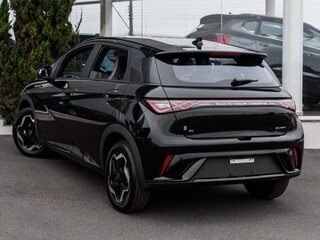 2023 BYD Dolphin 44.9 kWh I, чёрный, 1760000 рублей, вид 2
