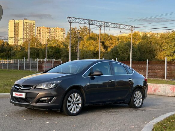 2013 Opel Astra J Рестайлинг, серый, 890000 рублей - вид 2