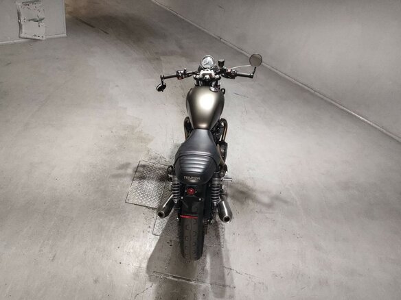 2021 Triumph Street Twin, серый, 799000 рублей - вид 5