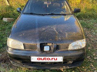 2000 SEAT Cordoba I Рестайлинг, чёрный, 200000 рублей, вид 1