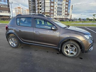 2019 Renault Sandero Stepway II Рестайлинг, коричневый, 840000 рублей, вид 3