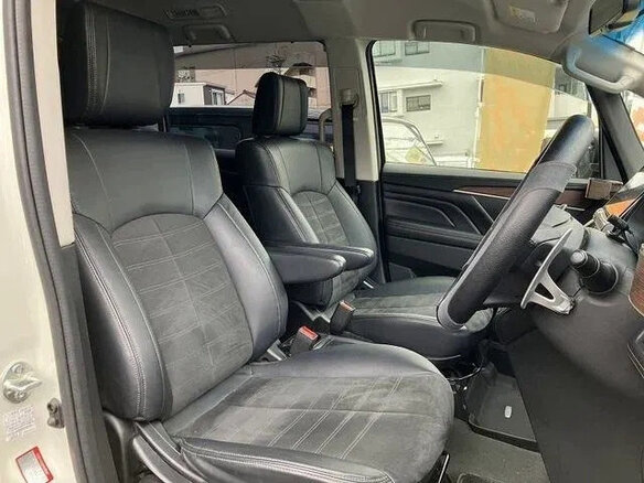 2023 Mitsubishi Delica D:5 I Рестайлинг, белый, 2800000 рублей - вид 17