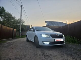 2015 Skoda Octavia III (A7), белый, 850000 рублей, вид 3