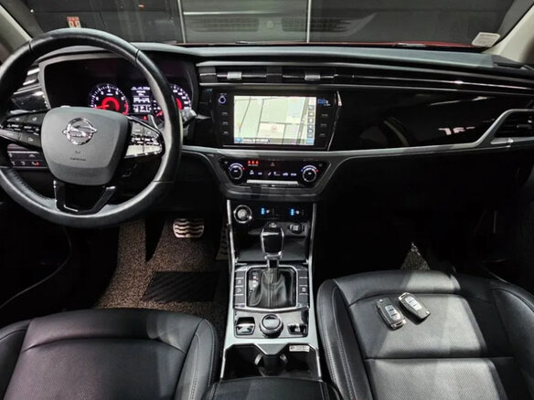2022 SsangYong Korando IV, красный, 1533000 рублей - вид 6