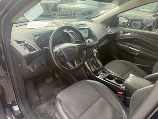 2017 Ford Kuga II Рестайлинг, чёрный, 1393000 рублей, вид 5
