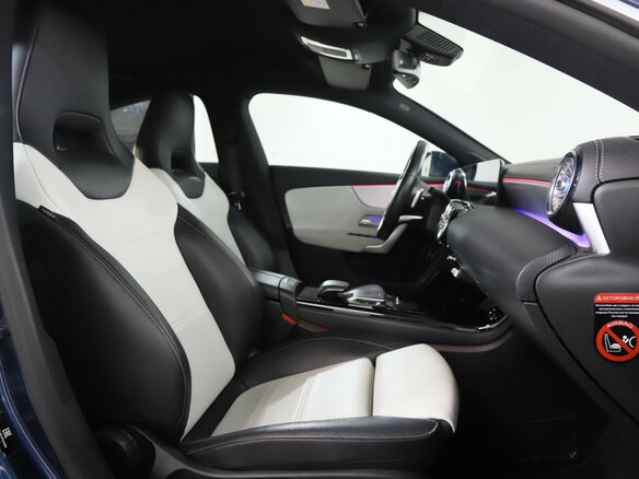 2020 Mercedes-Benz CLA 200 II (C118, X118), синий, 2770000 рублей - вид 28