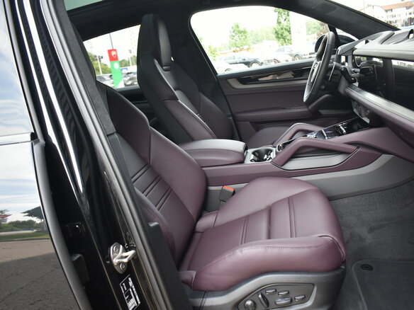2026 Porsche Cayenne GTS III Рестайлинг, чёрный, 26490000 рублей - вид 16