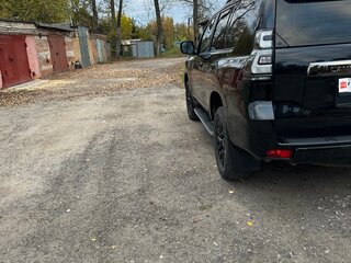 2021 Toyota Land Cruiser Prado 150 Series Рестайлинг 3, чёрный, 7000000 рублей, вид 3