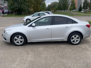 2012 Chevrolet Cruze I, серебристый, 600000 рублей, вид 3