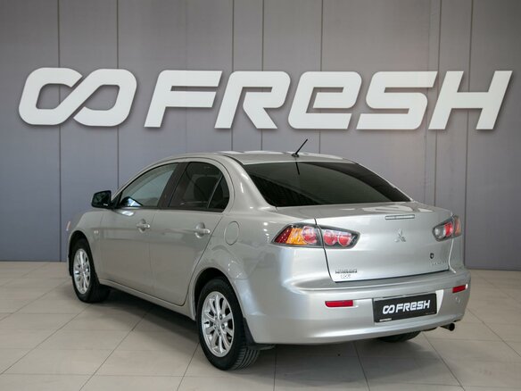 2013 Mitsubishi Lancer X Рестайлинг, серебристый, 990000 рублей - вид 5