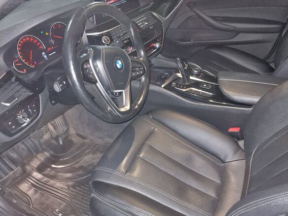 2019 BMW 5 серии 520d xDrive VII (G30/G31/G38), чёрный, 3250000 рублей - вид 24