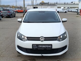2014 Volkswagen Polo V, белый, 790000 рублей, вид 2