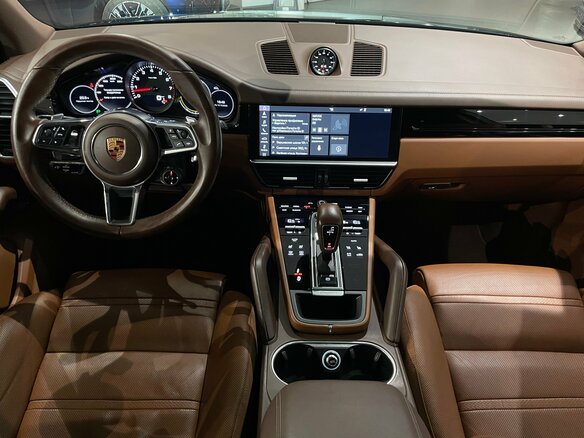 2019 Porsche Cayenne III, чёрный, 5578000 рублей - вид 12
