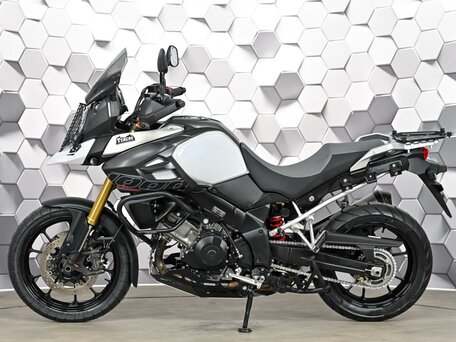 2015 Suzuki V-Strom 1000, белый, 797000 рублей, вид 4