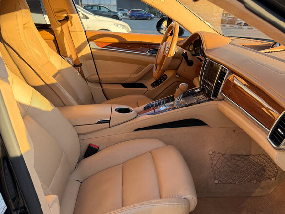 2014 Porsche Panamera 4S Executive I Рестайлинг, чёрный, 3500000 рублей - вид 8