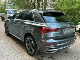2023 Audi Q3 35 TFSI II (F3), серебристый, 2890000 рублей, вид 3