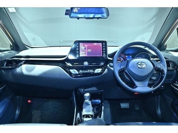 2023 Toyota C-HR I Рестайлинг, белый - вид 25