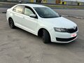 2018 Skoda Rapid I Рестайлинг, белый, 650000 рублей - вид 2