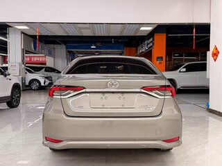 2021 Toyota Corolla XII (E210), бежевый, 1300000 рублей, вид 3