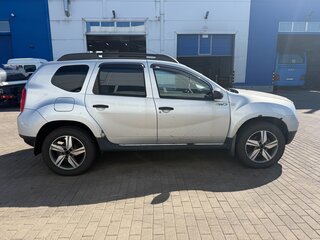 2015 Renault Duster I, серый, 810000 рублей, вид 4