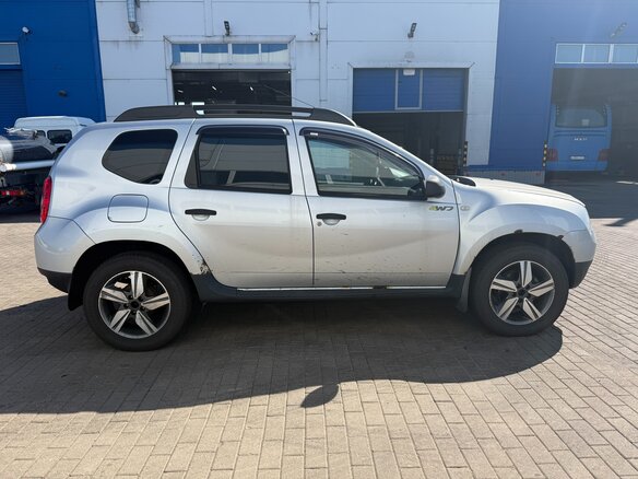 2015 Renault Duster I, серый, 730000 рублей - вид 3