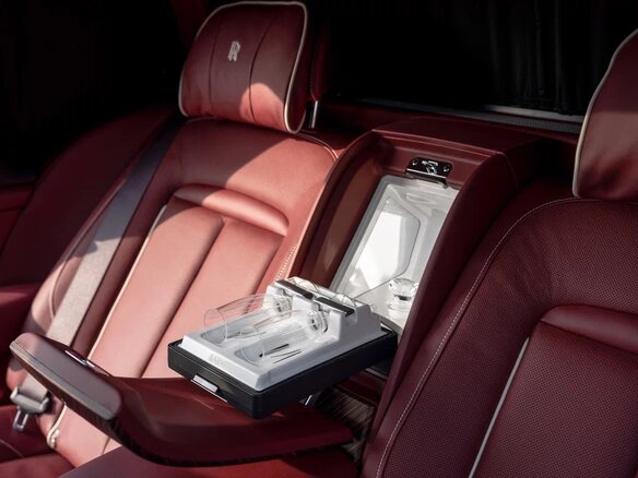 2021 Rolls-Royce Cullinan I (Series I), чёрный, 38000000 рублей - вид 14