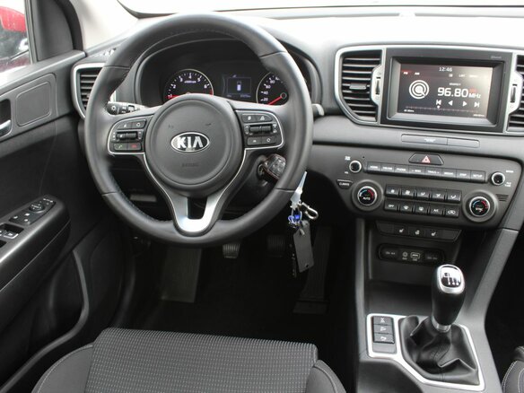2018 Kia Sportage IV, красный - вид 17