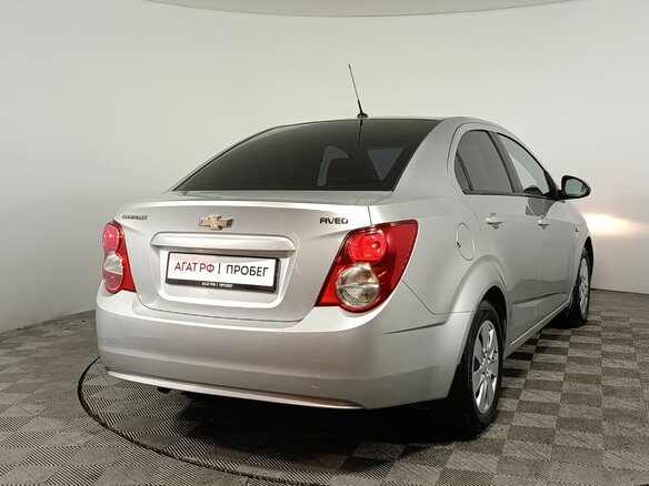 2012 Chevrolet Aveo II, серебристый, 570000 рублей - вид 6