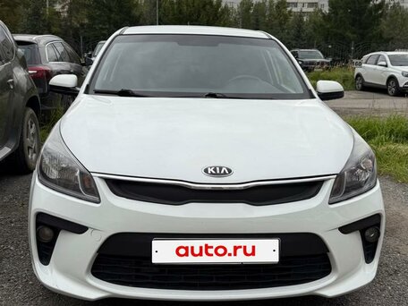 2018 Kia Rio IV, белый, 890000 рублей, вид 1