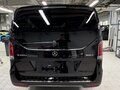 2026 Mercedes-Benz V-Класс Extra Long 300 d экстра длинный III (W447) Рестайлинг 2, чёрный, 14890000 рублей - вид 5