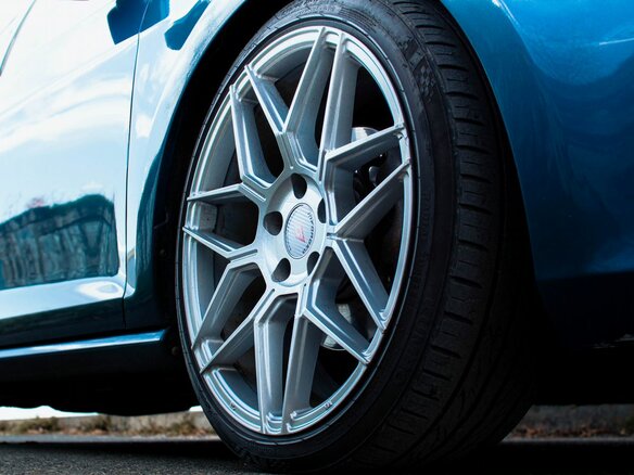 2013 Volkswagen Golf VII, голубой, 990000 рублей - вид 31