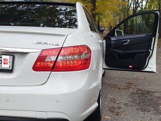 2012 Mercedes-Benz E-Класс 200 7G-Tronic IV (W212, S212, C207), белый, 1600000 рублей, вид 5