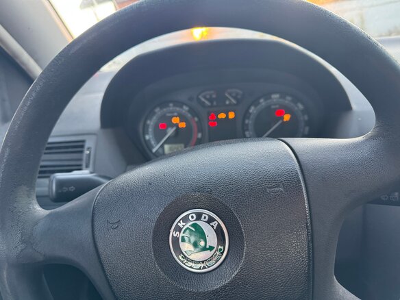 2004 Skoda Fabia I Рестайлинг, пурпурный, 110000 рублей - вид 6