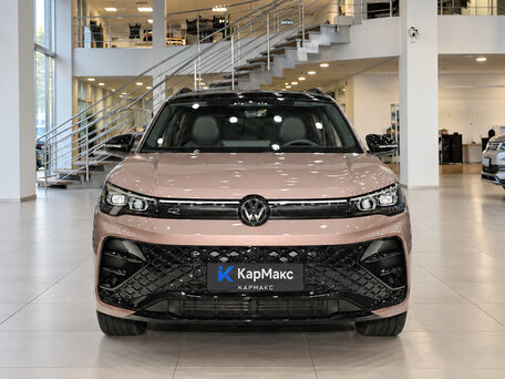 2026 Volkswagen Tiguan L Pro III (China Market), бежевый, 4900000 рублей, вид 2