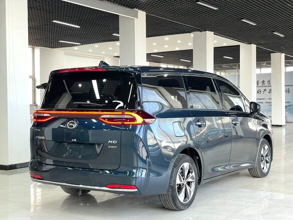 2021 GAC Trumpchi M6, синий, 1530007 рублей - вид 2