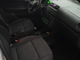 2013 Skoda Fabia II Рестайлинг, серый, 420000 рублей, вид 4