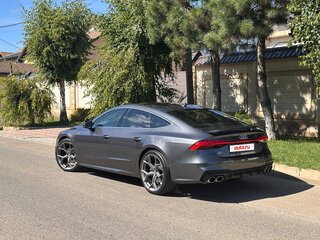 2021 Audi A7 45 TFSI II (4K), серый, 6270000 рублей, вид 2