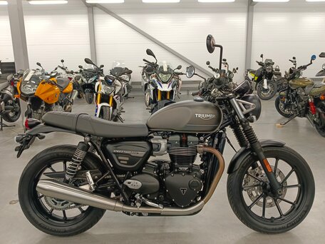 2023 Triumph Speed Twin, зелёный, 965000 рублей, вид 2