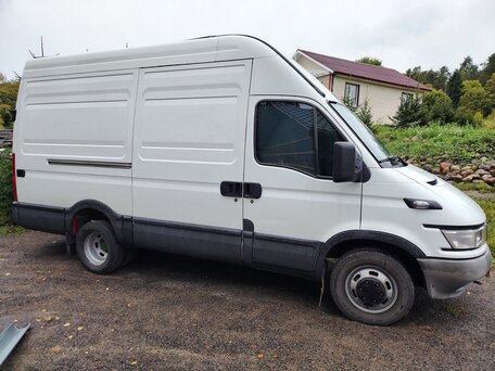 2006 Iveco Daily, белый, 1500000 рублей, вид 4