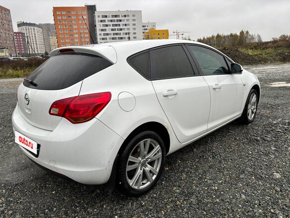 2012 Opel Astra J, белый, 480000 рублей - вид 4