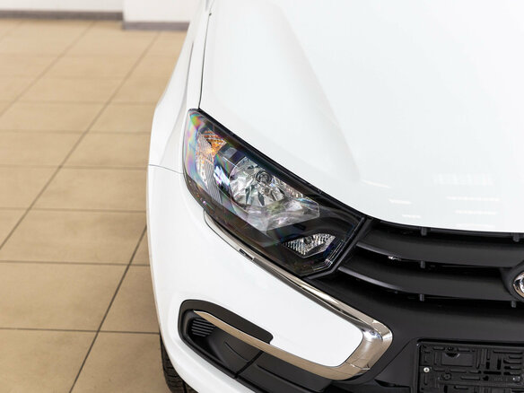 2026 Lada (ВАЗ) Granta I Рестайлинг, белый, 1250000 рублей - вид 9