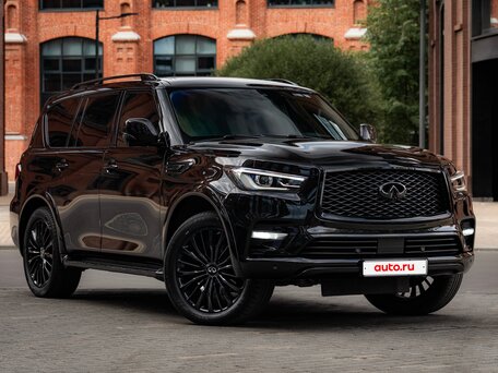 2018 Infiniti QX80 I Рестайлинг 2, чёрный, 3990000 рублей, вид 3